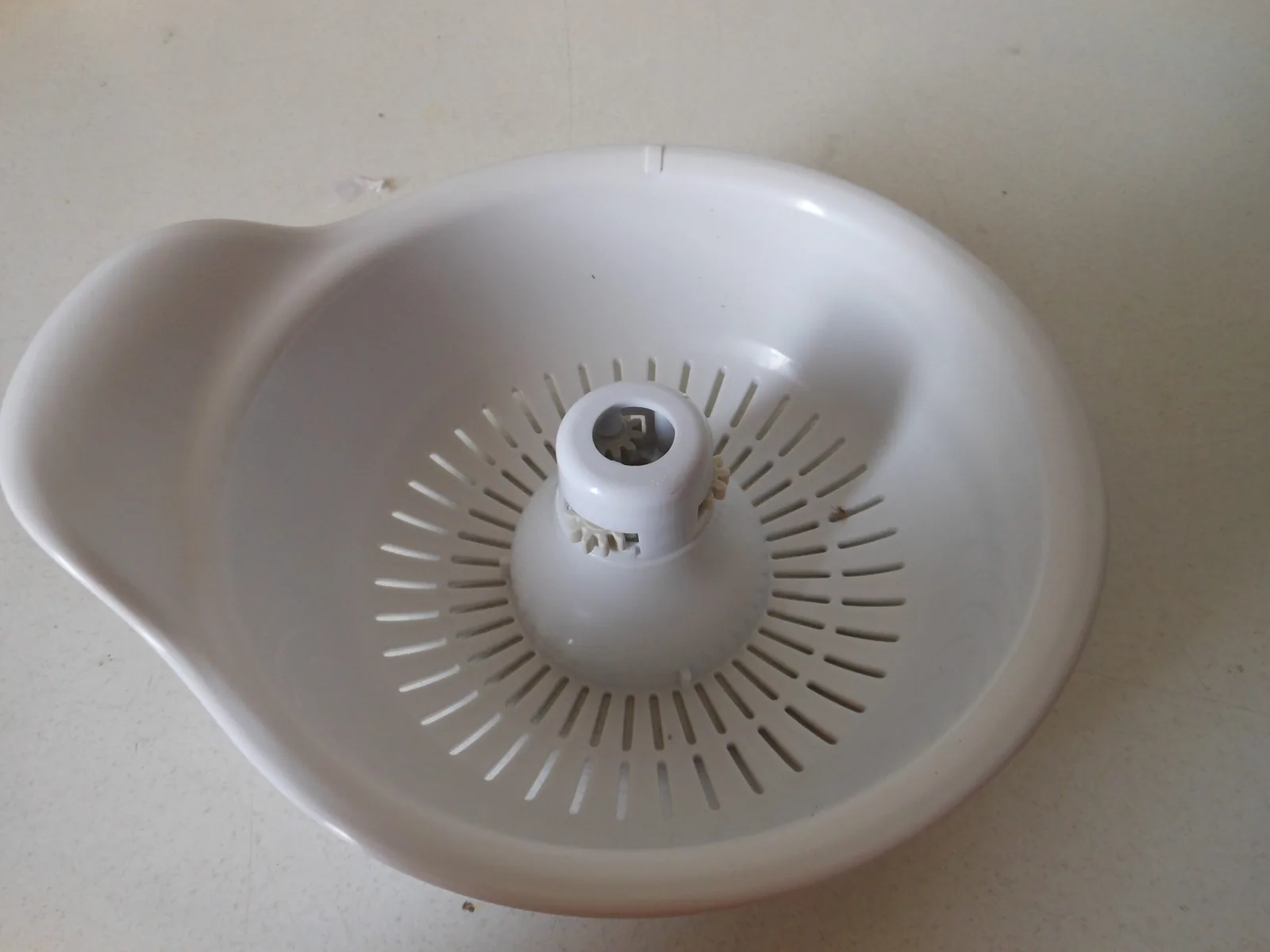 P DE PRESSE AGRUMES Sinbo SHB 3070-14
