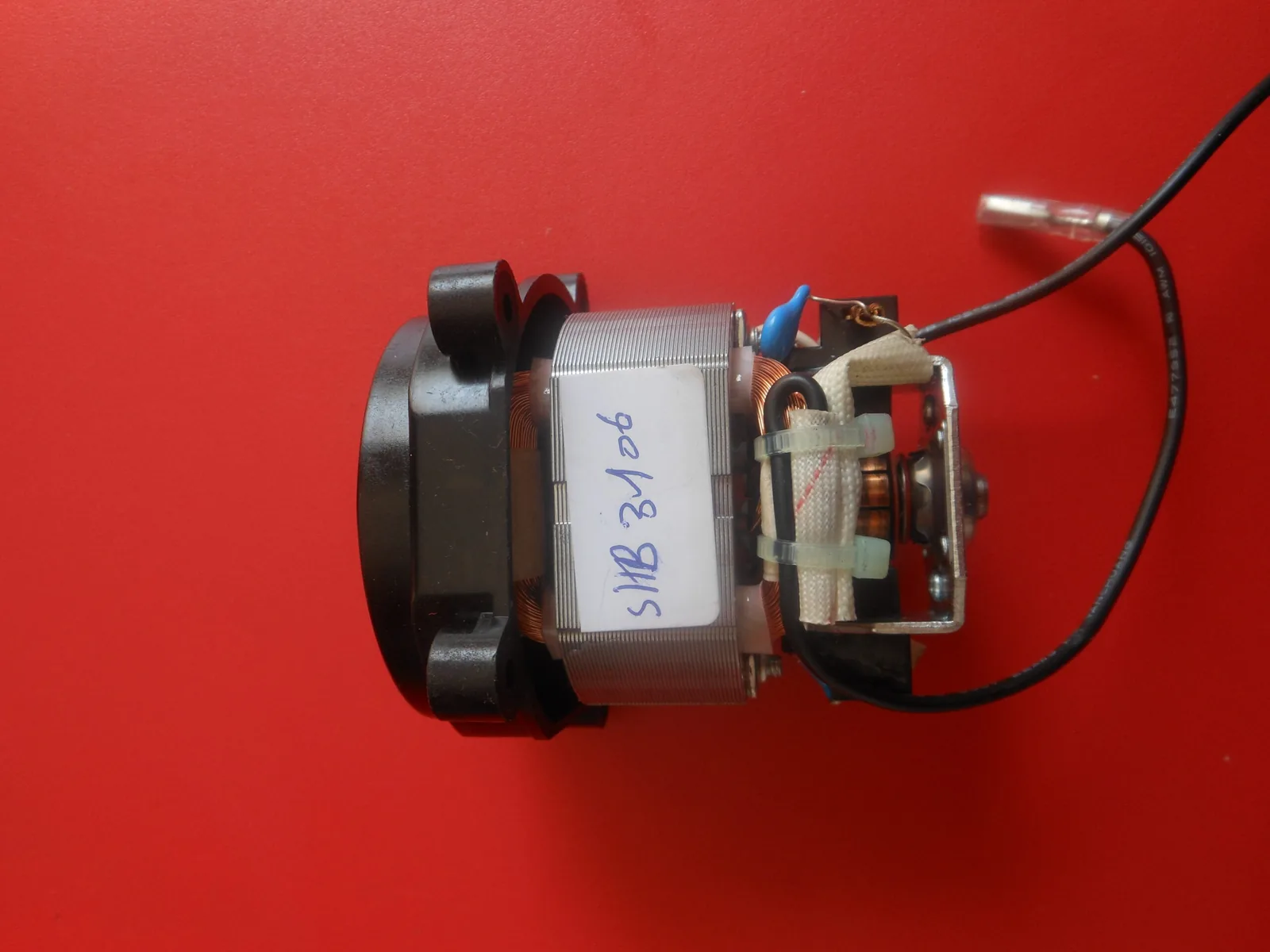 MOTEUR Sinbo SHB3106-8