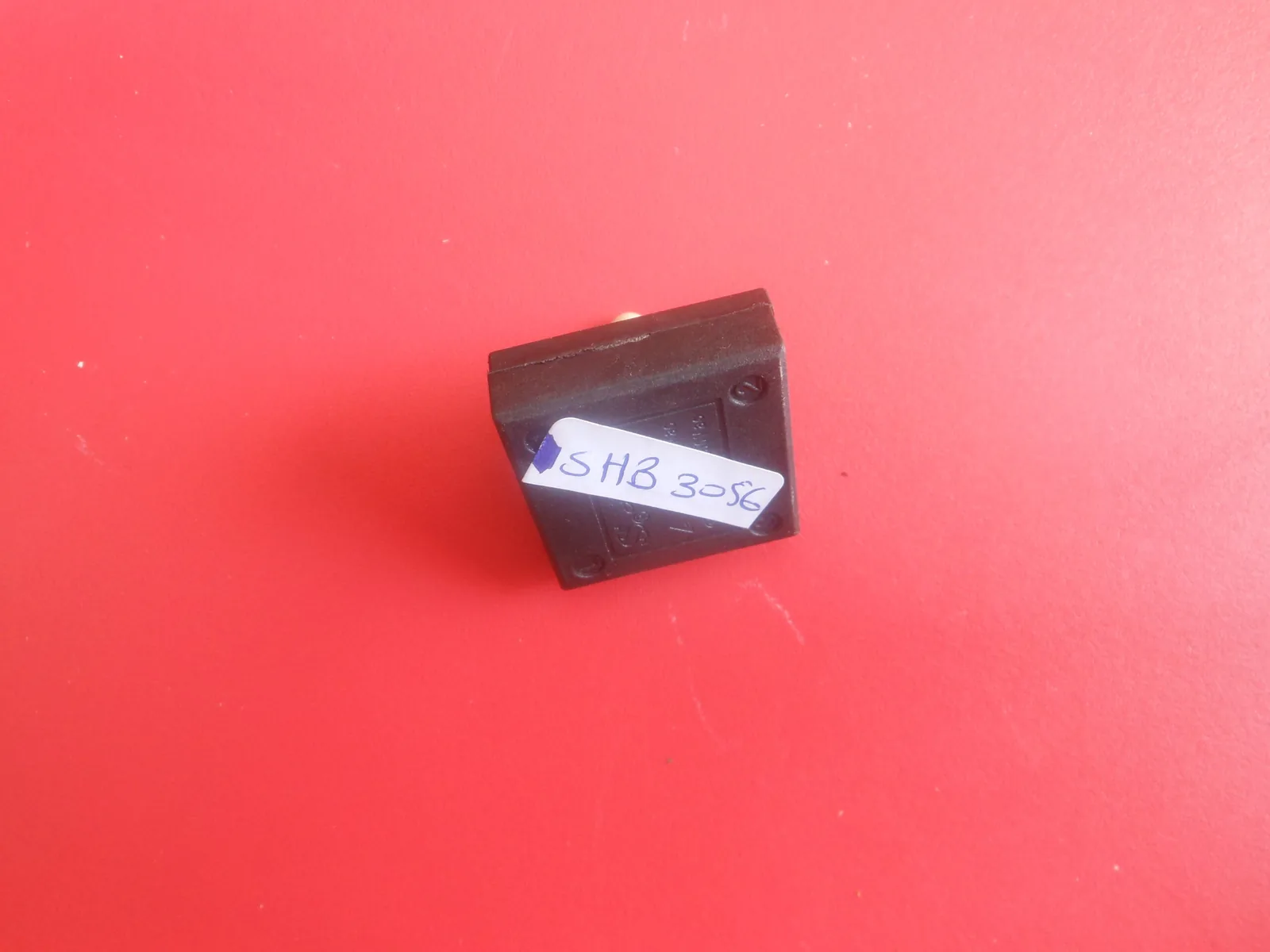 COMMUTATEUR Sinbo SHB 3056-15